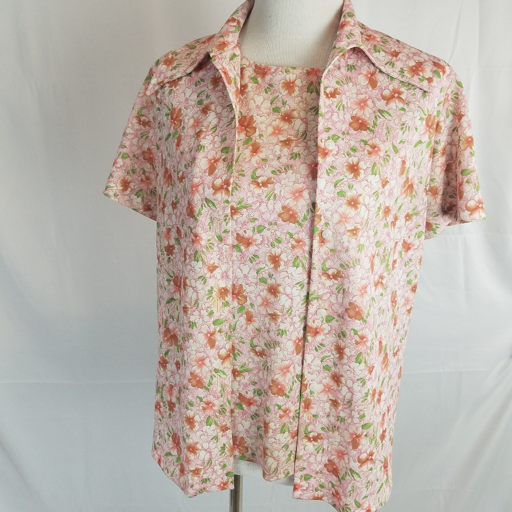 Vintage 1970s retro floral tank top and shirt set